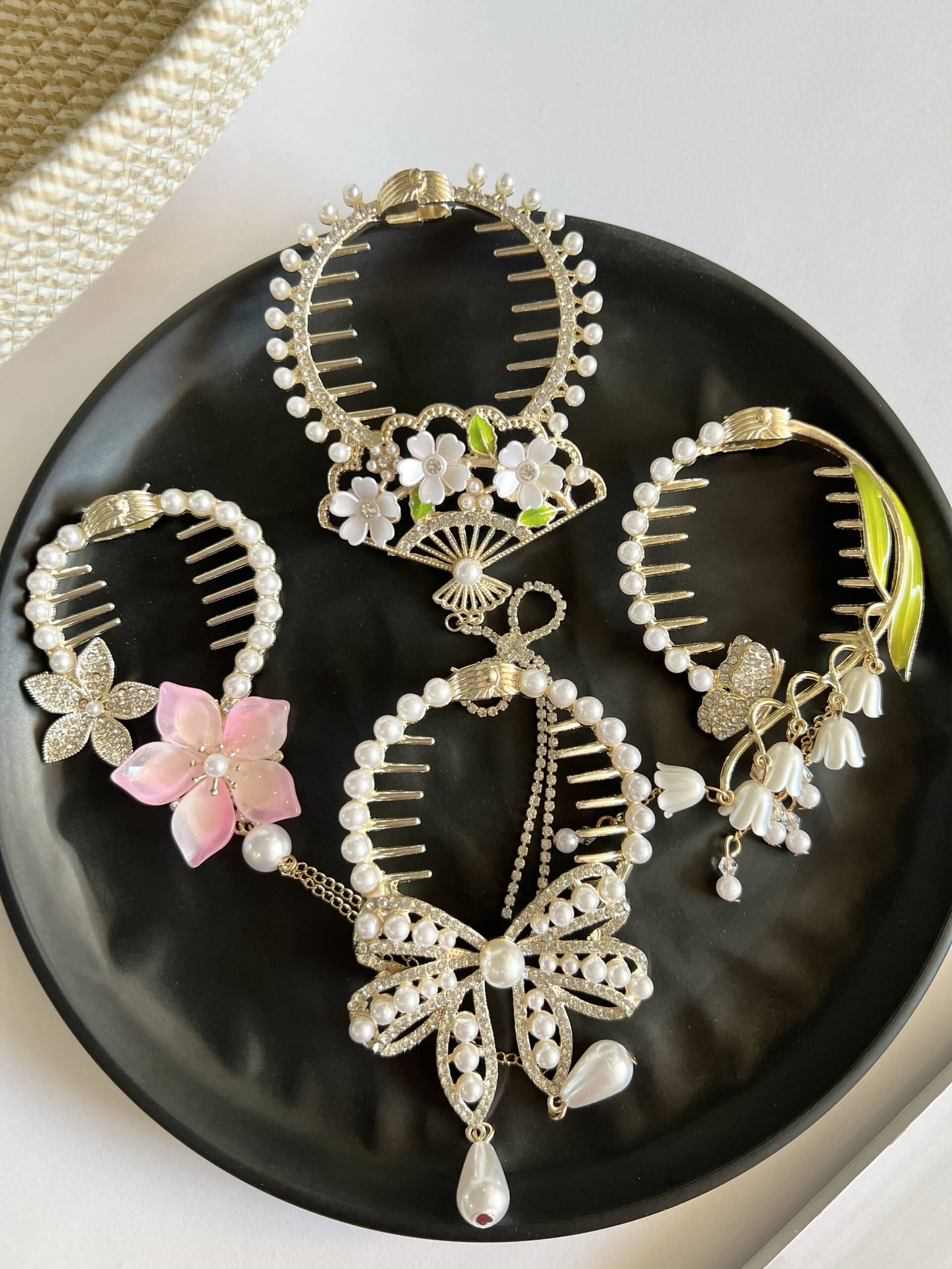 گیره گوجه‌ای فلزی