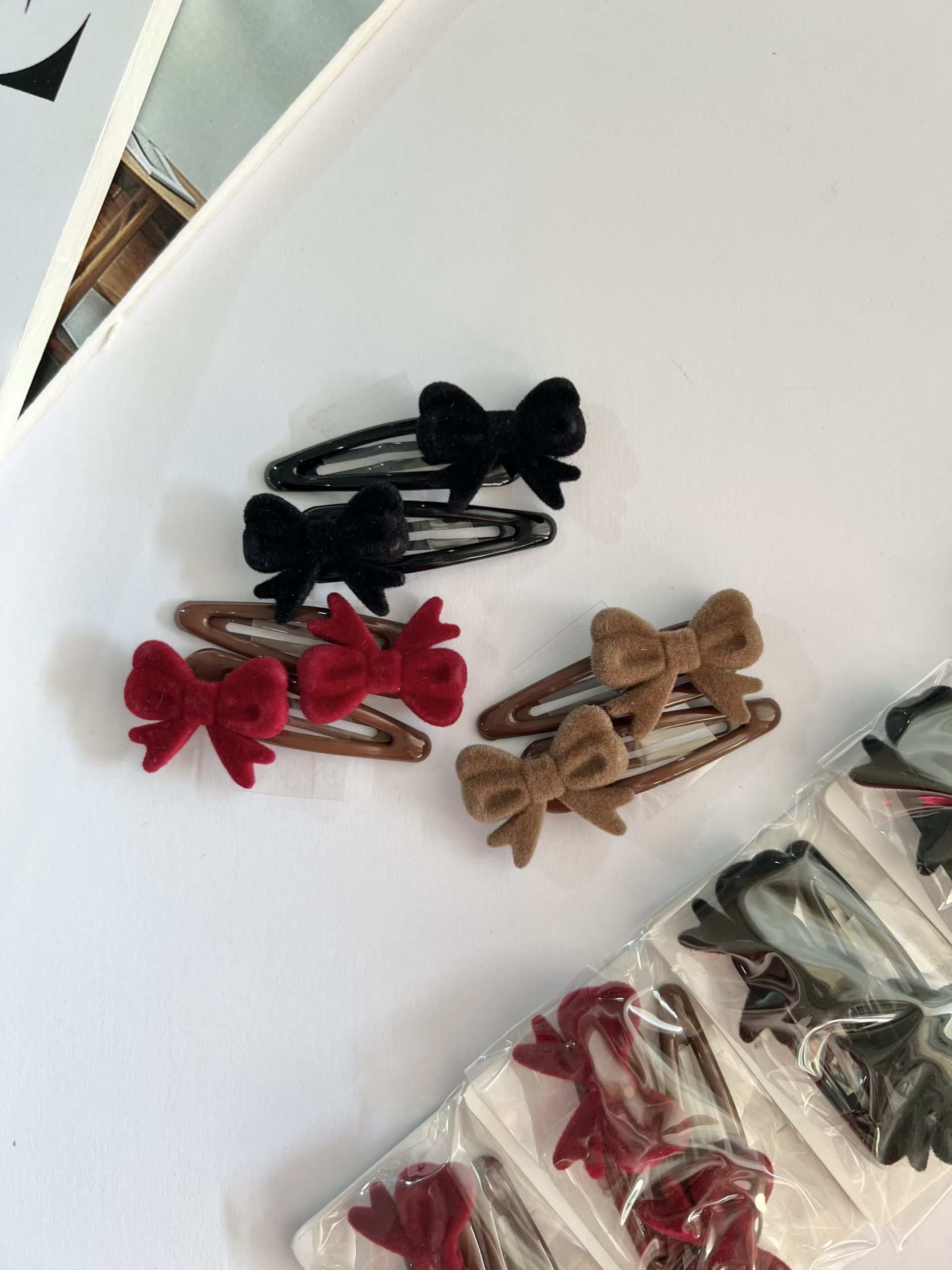 گیره تق تقی پاپیون مخمل